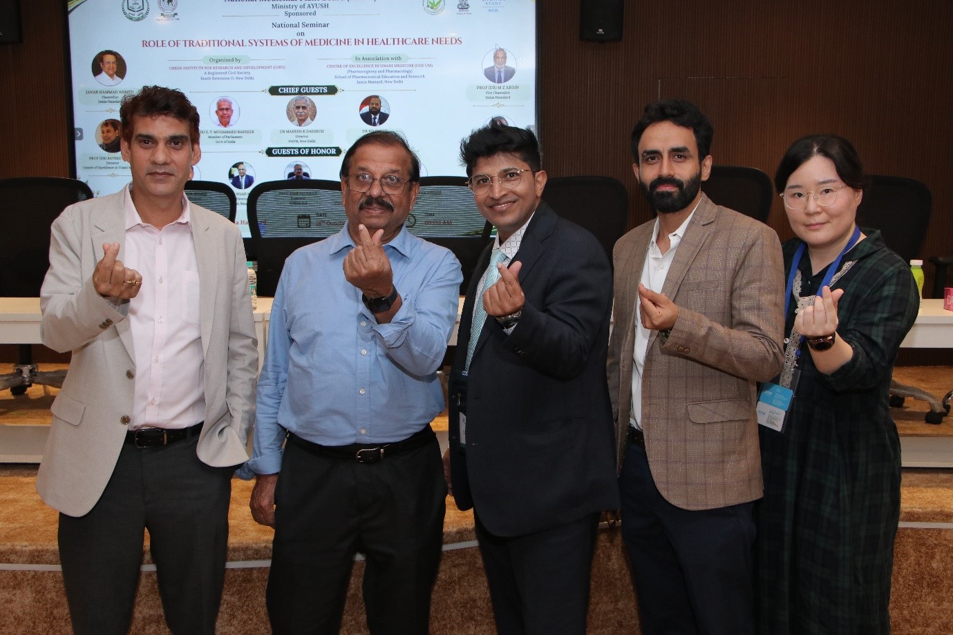GIRD Secretary with Atomy India representatives and seminar delegates